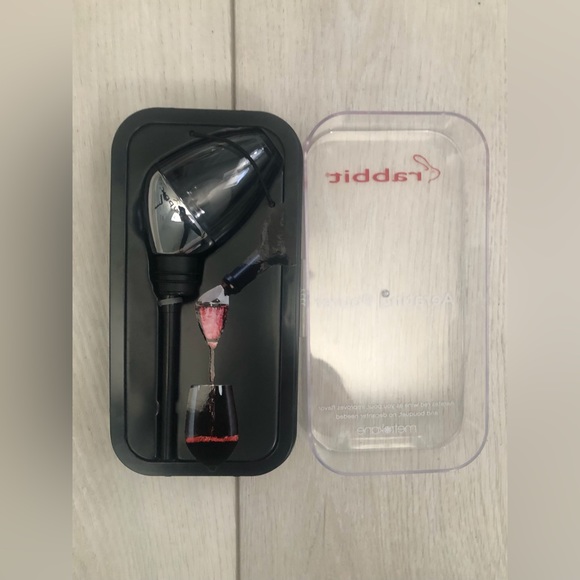 NEW - Rabbit Aerating Pourer - Picture 2 of 4